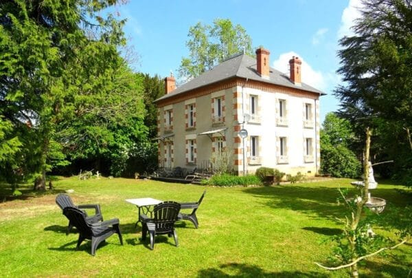 luxury car government auction, grays luxury car auction, wilsons luxury goods auction